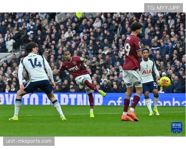 孙兴慜荣膺英超金靴,状态回暖成热刺竞争力提升关键先锋 孙兴慜荣膺英超金靴,状态回暖成热刺竞争力提升关键先锋