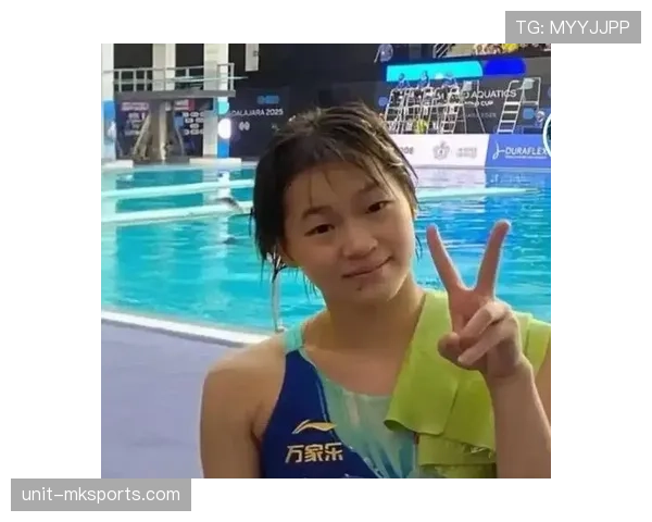 全红婵回家路上还在啃馒头，网友却扒出她家新别墅带泳池