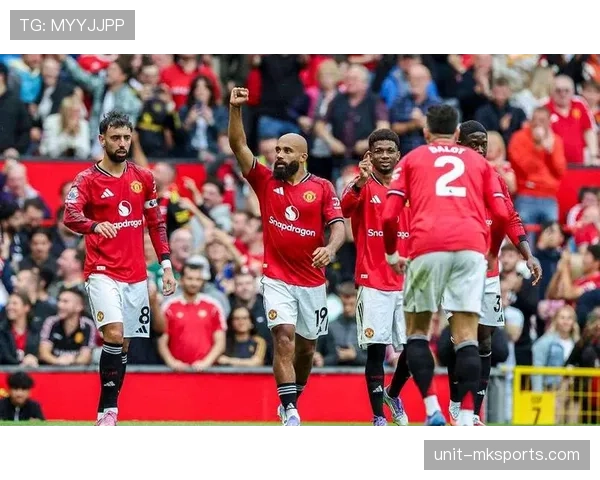 曼联战术体系缺乏稳定性问题显现，对球队赛季表现造成影响